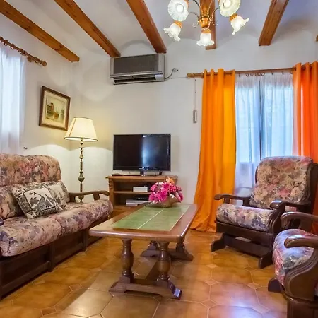 Morera By Aguilarent *